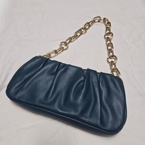 PRE-OWNED A NEW DAY PURSE